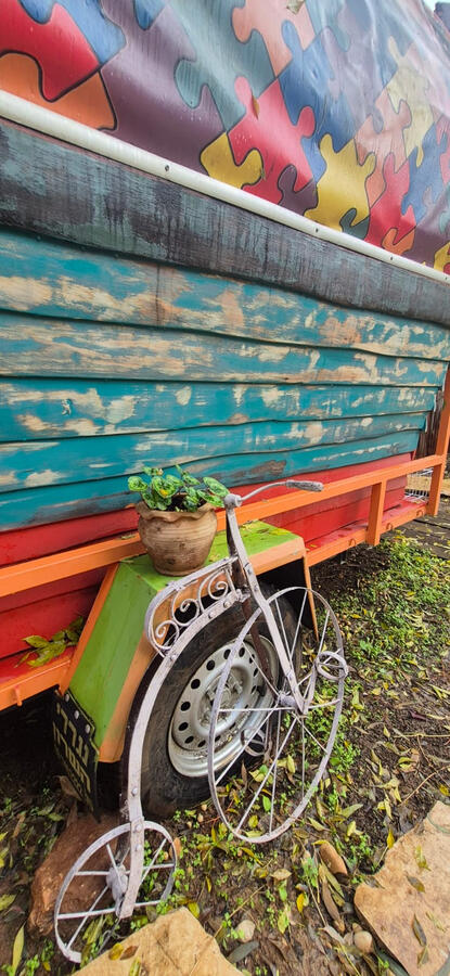 מאיולה: בית.קפה.טבע